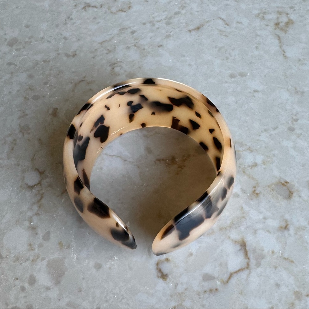 NWOT Polo Ralph Lauren Blonde Tortoiseshell Cuff, Acrylic - Picture 5 of 9